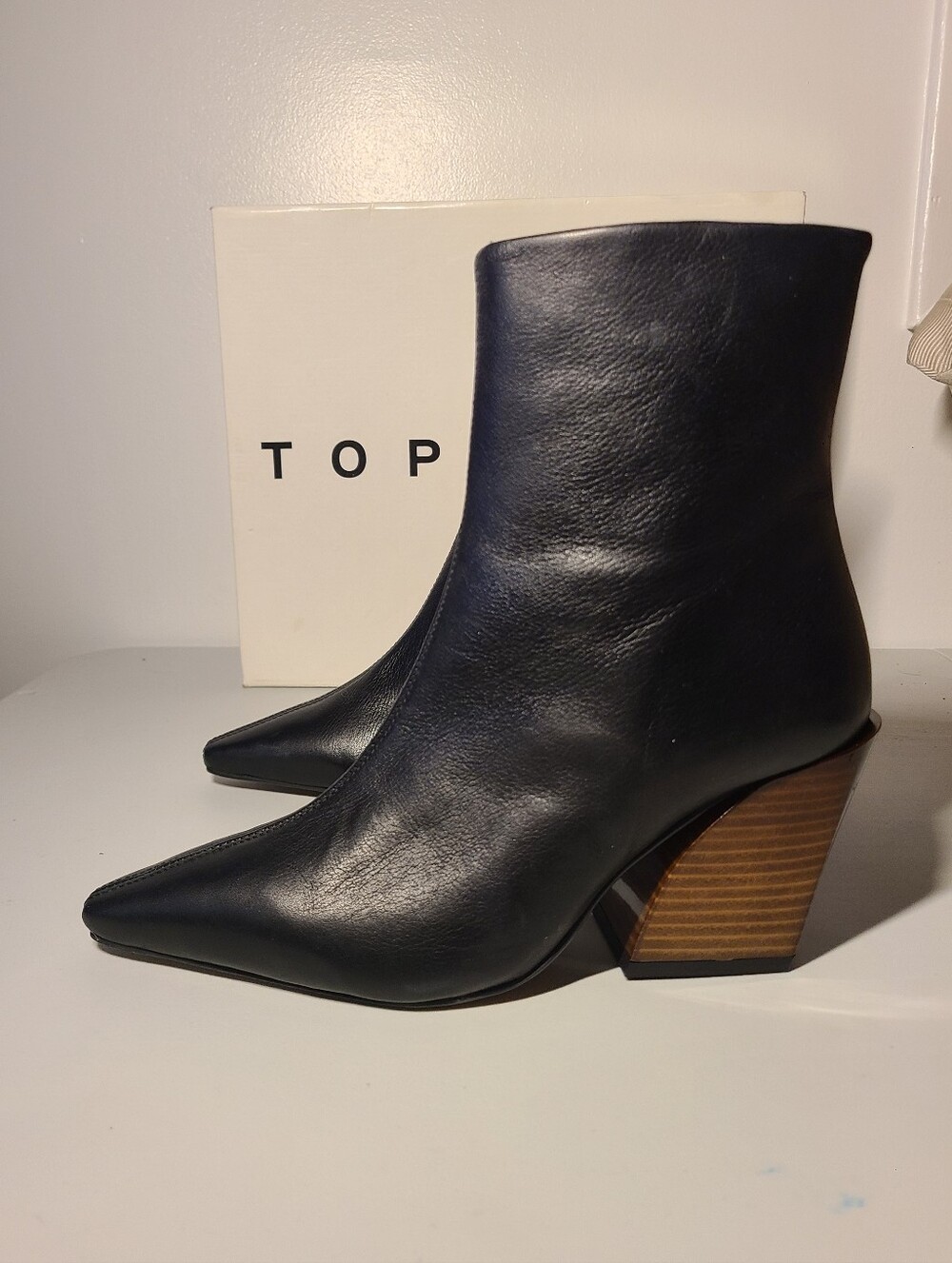 Topshop - Black Leather Pointed Ankle Boots Womens Size 7.5